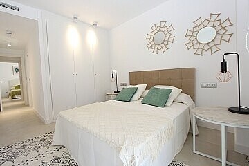 Apartamentos de lujo de 2 dormitorios al lado playa en calpe in Maisons de Mer