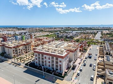 Complejo residencial regenerado en lomas de cabo roig - apartamentos reformados in Maisons de Mer